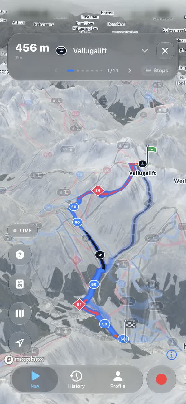 The same guidance on the 3D map: 456 m to the Vallugalift, the route climbing the face beside it.